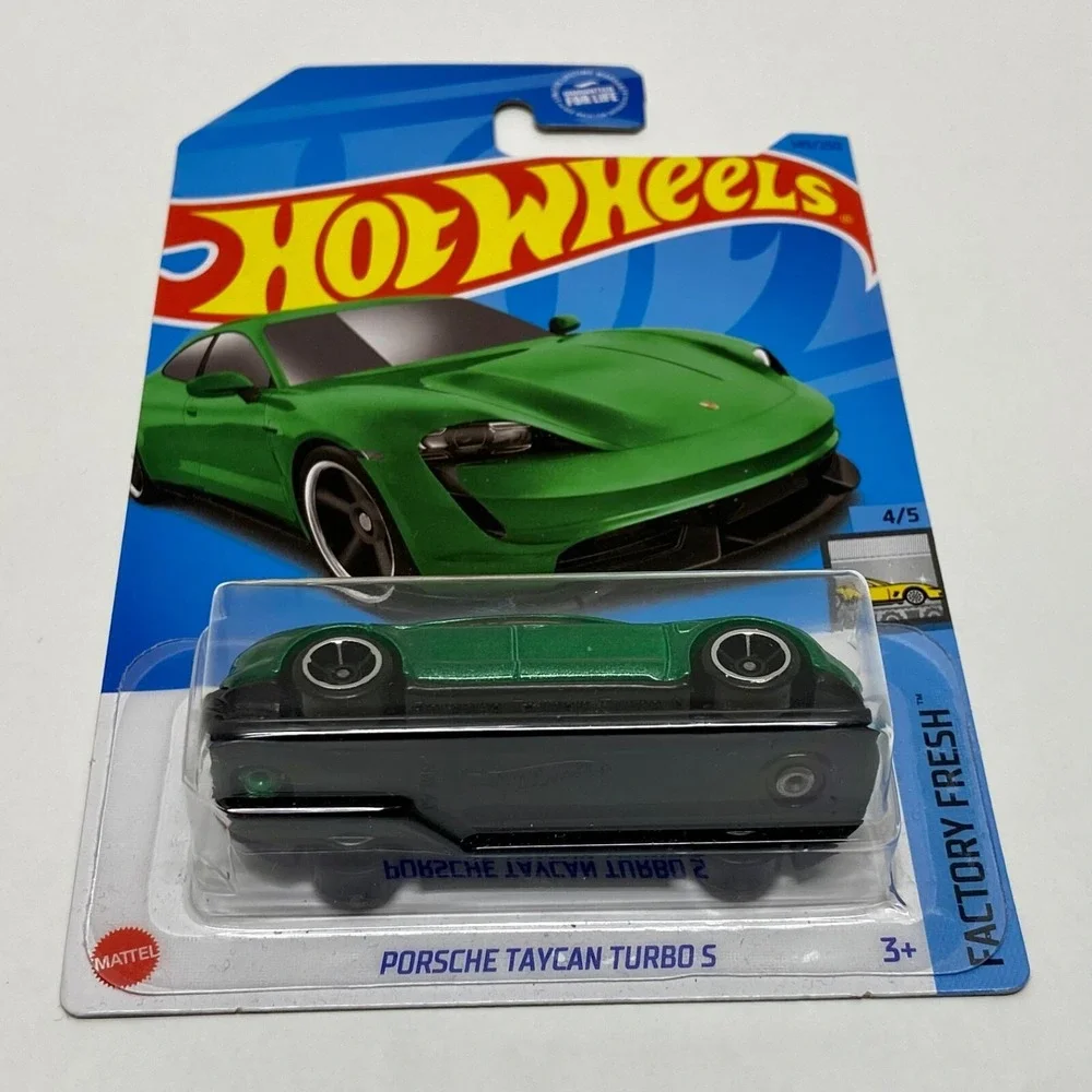 Hot Wheels Porsche Taycan Turbo S 149/250 Factory Fresh 4/5‎ Green Die-cast 1:64